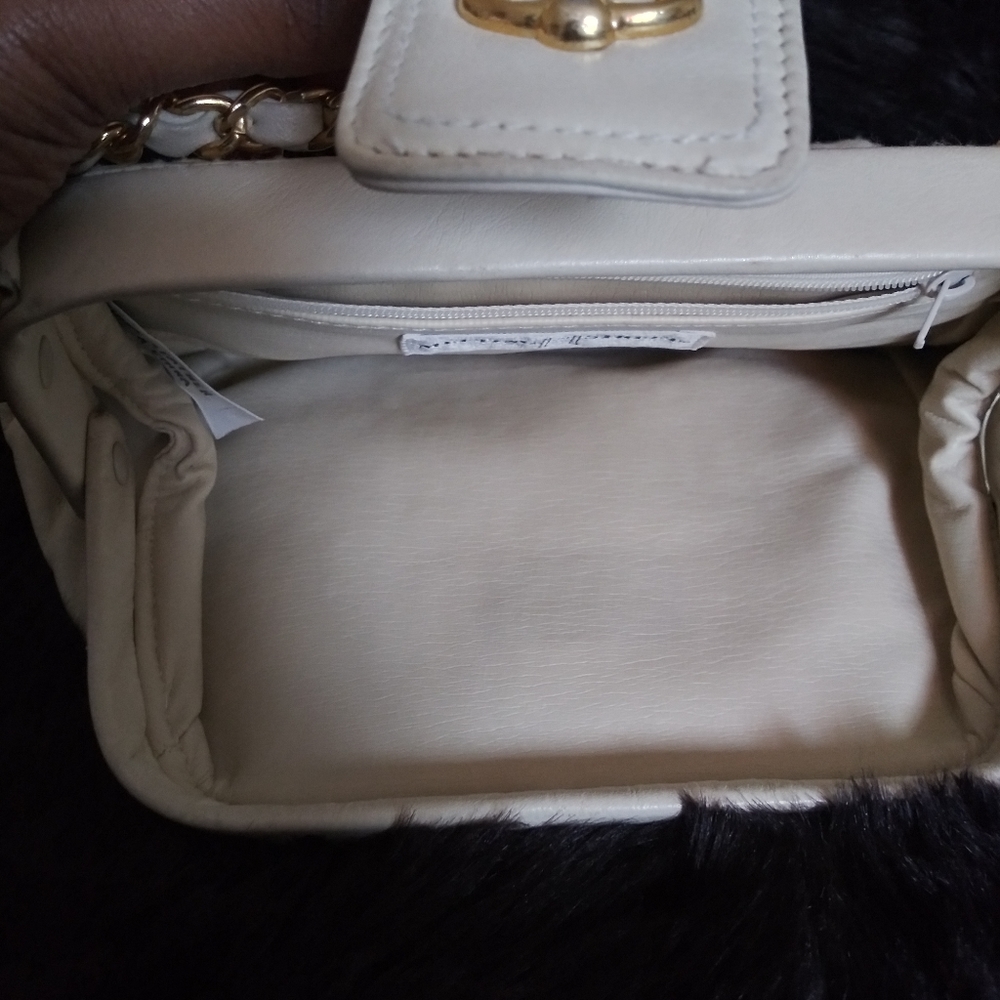Purse - Picture 6 of 7